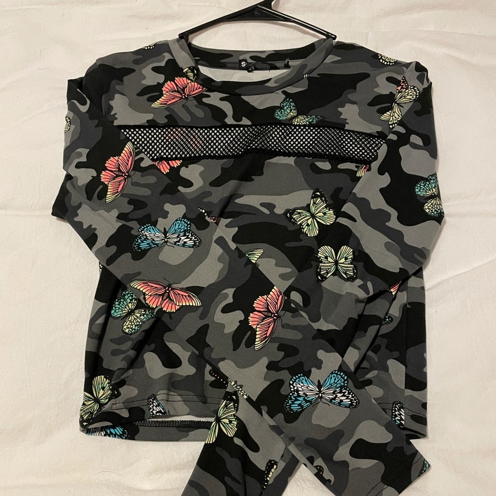 SOMMER RAY WORKOUT CROP TOP